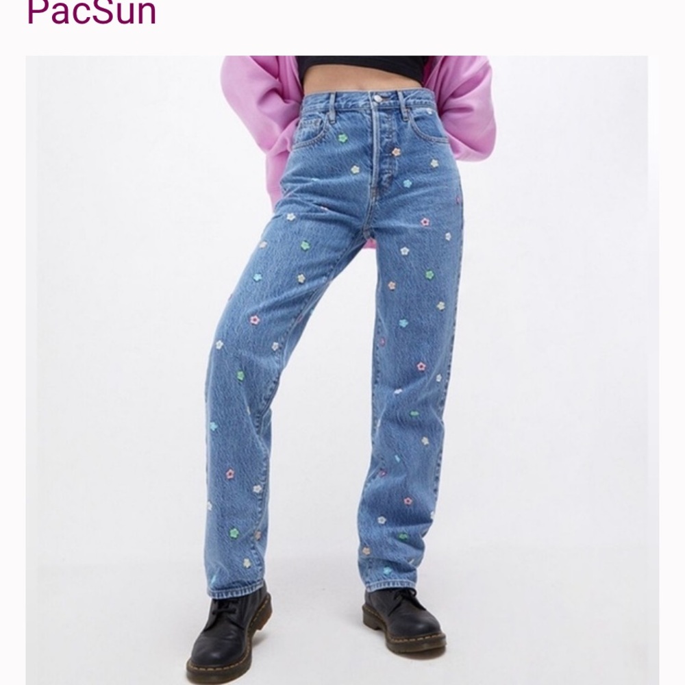 Pacsun Jeans size 22 flowered embroidered Dad Jean Button Fly cotton highwaisted